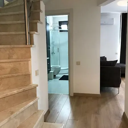 Mas Suites - Three Bedrooms Sisli Fully Furnished / Luca Lägenhet Istanbul
